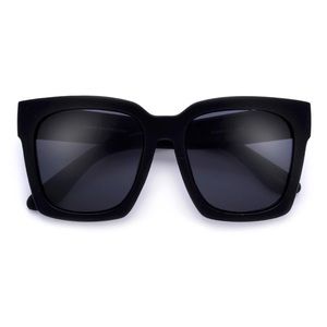 Oversized Cateye Sunglasses